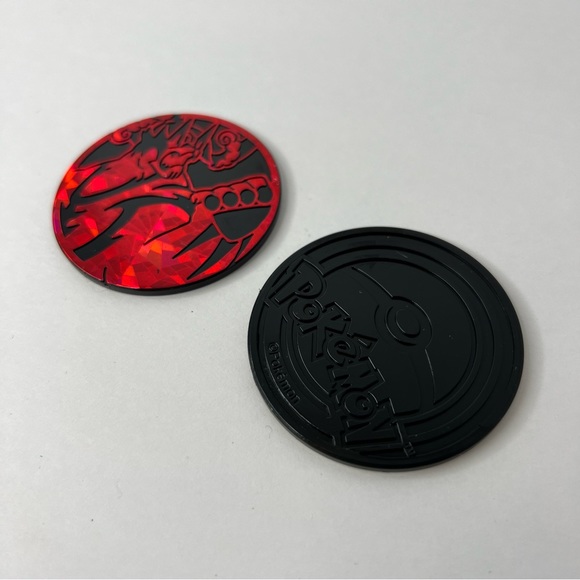 Pokémon Large Coins - Picture 2 of 7
